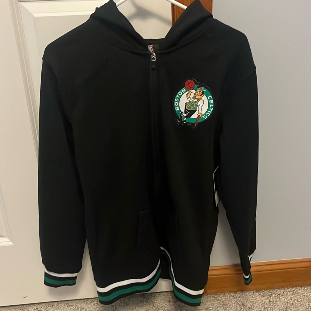 Celtics zip up hoodie